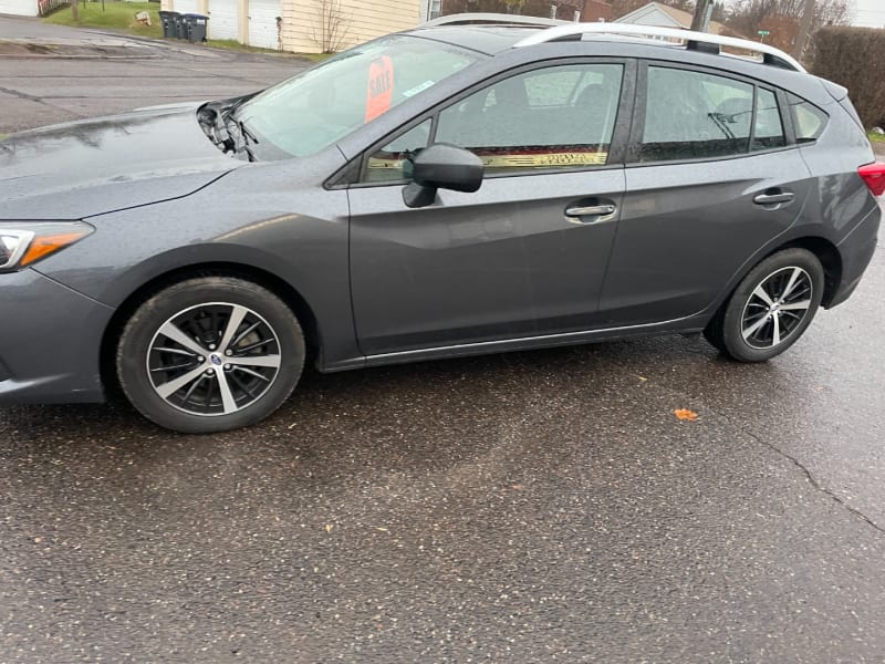 Subaru Impreza 2022 price $18,999