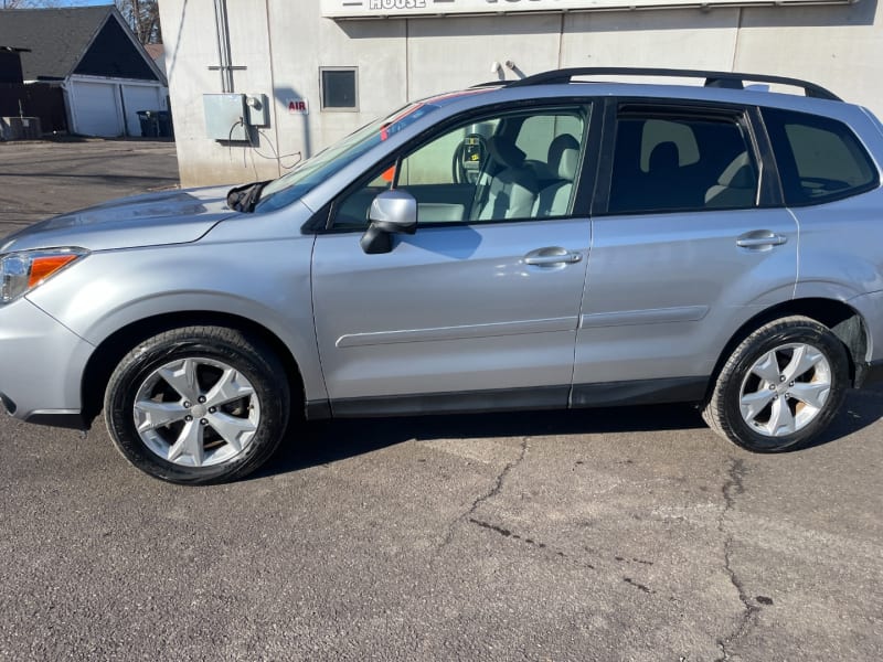 Subaru Forester 2016 price $15,999