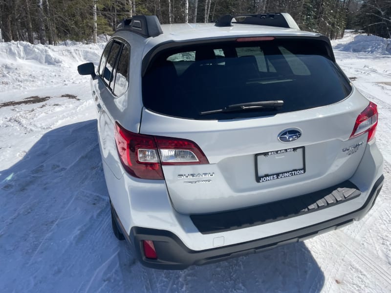 Subaru Outback 2018 price $17,999