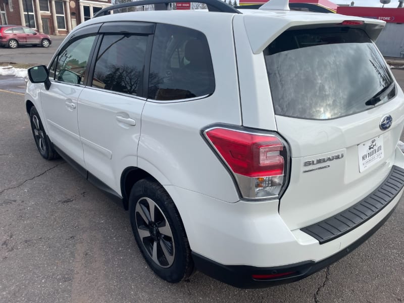 Subaru Forester 2018 price $17,999