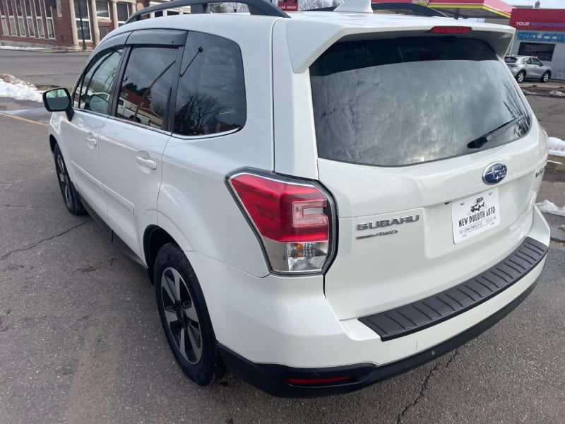 Subaru Forester 2018 price $17,999