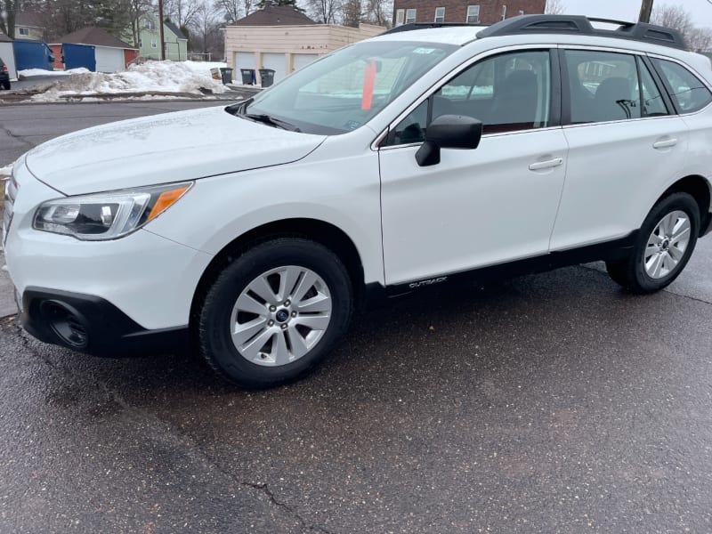 Subaru Outback 2017 price $16,999