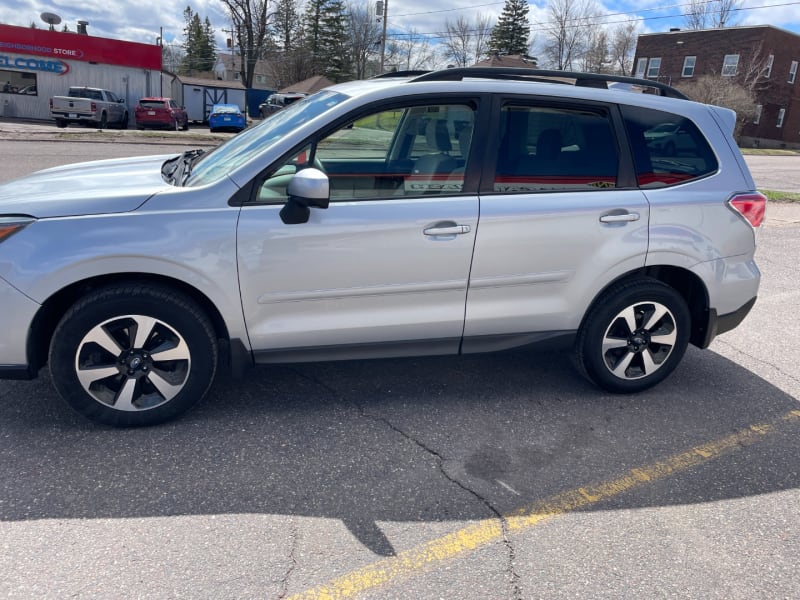 Subaru Forester 2018 price $14,999