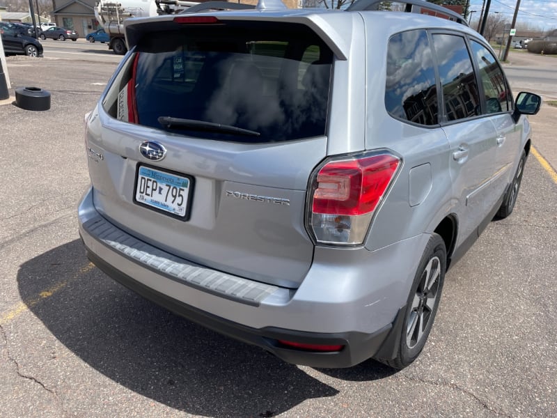 Subaru Forester 2018 price $14,999