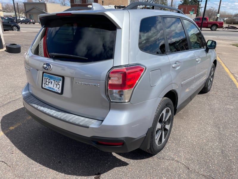 Subaru Forester 2018 price $14,999