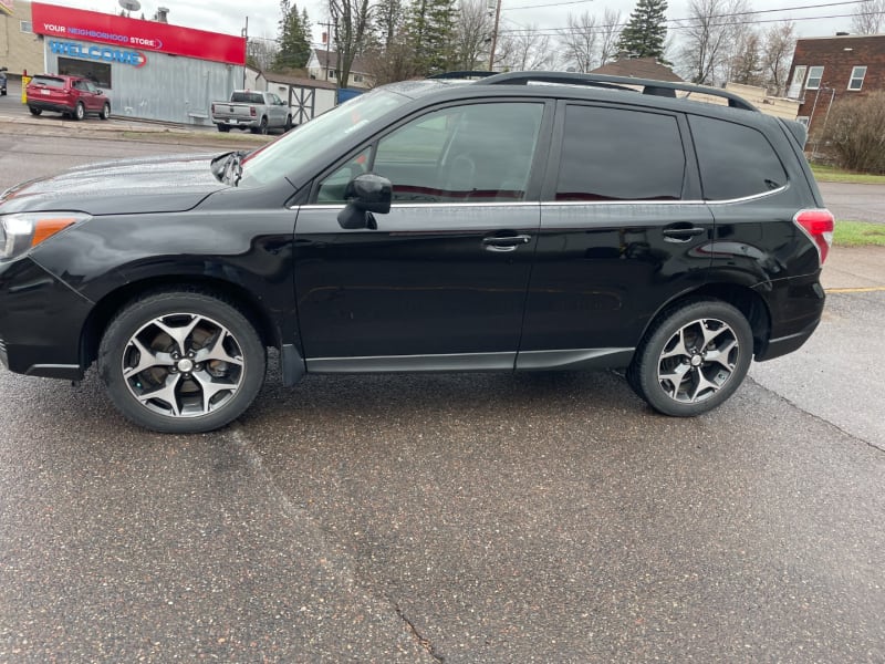 Subaru Forester 2017 price $17,999