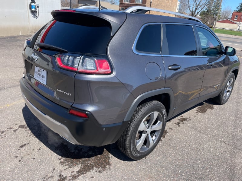 Jeep Cherokee 2020 price $19,999