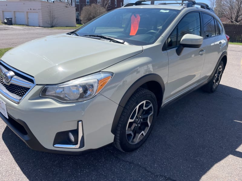 Subaru Crosstrek 2017 price $15,999