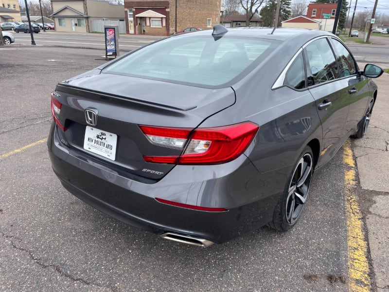 Honda Accord Sedan 2018 price $17,999