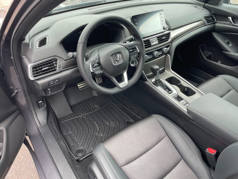 Honda Accord Sedan 2018 price $17,999