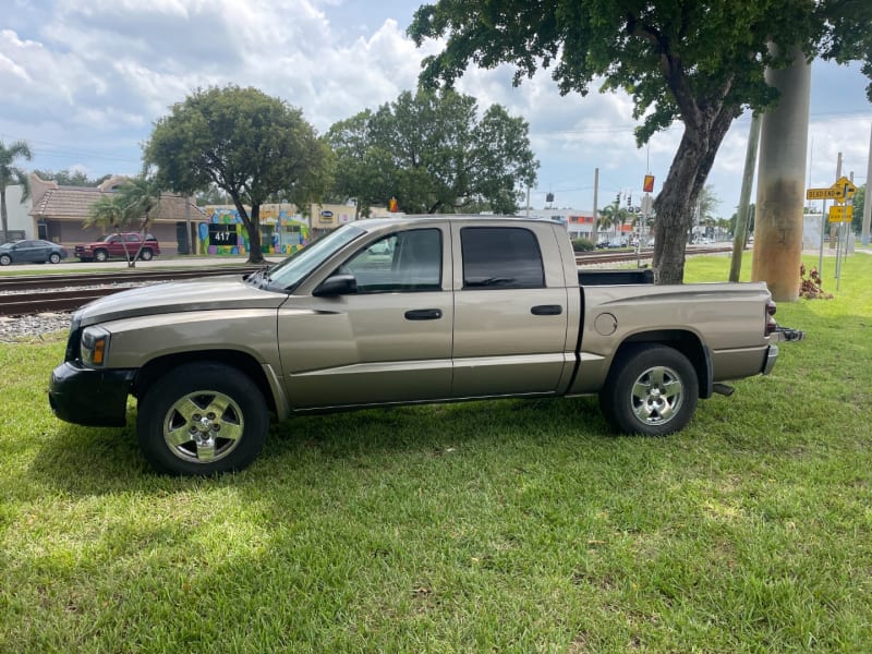 Dodge Dakota 2006 price $1,899