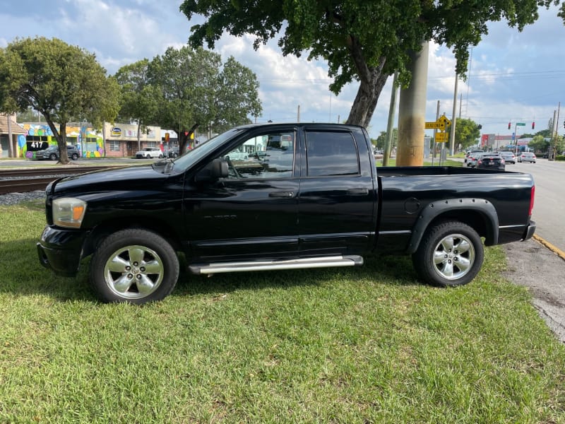 Dodge Ram 1500 2006 price $1,999