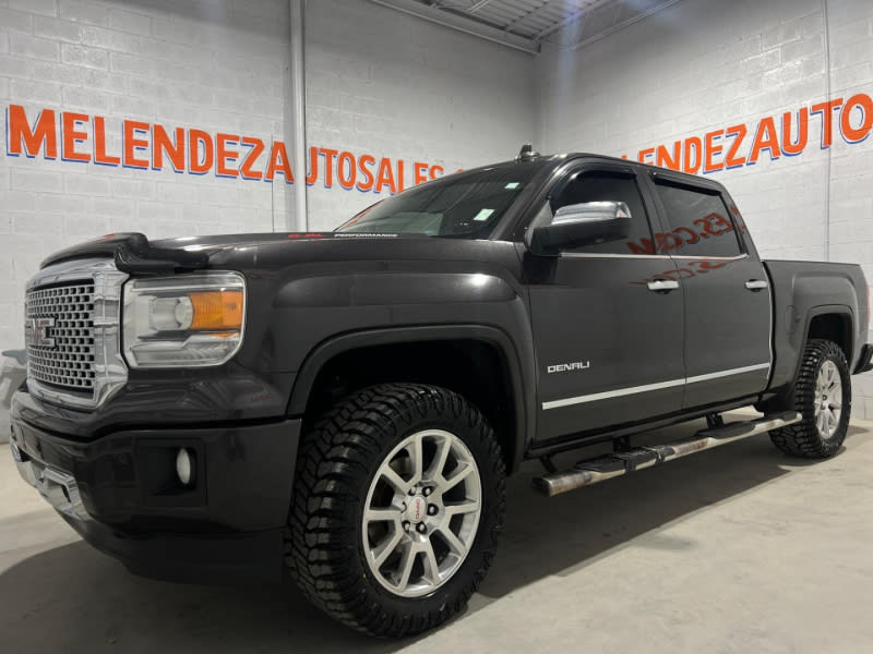 GMC Sierra 1500 2015 price $25,995