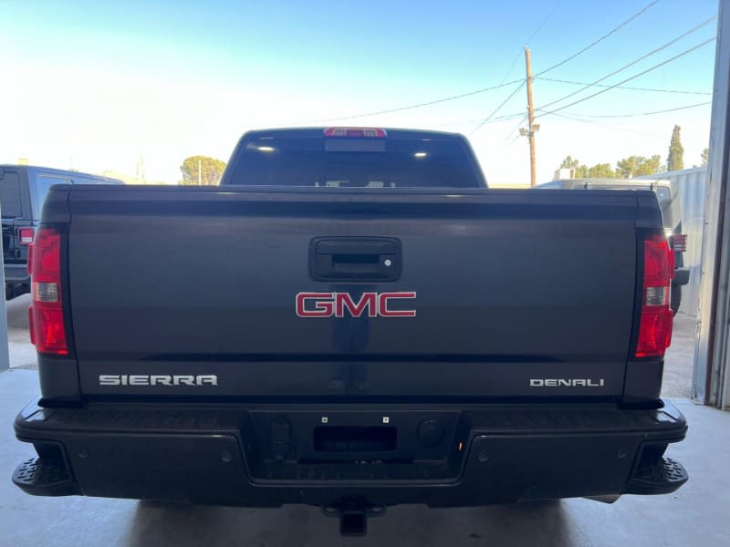 GMC Sierra 1500 2015 price $25,995