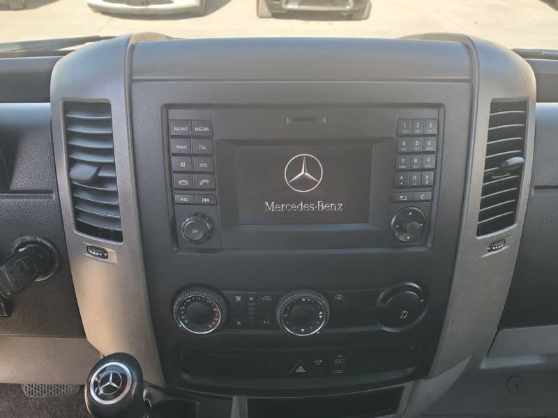 Mercedes-Benz Sprinter Cargo Vans 2014 price $33,500