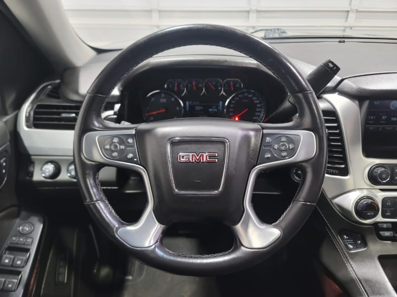 GMC Yukon 2019 price $33,995