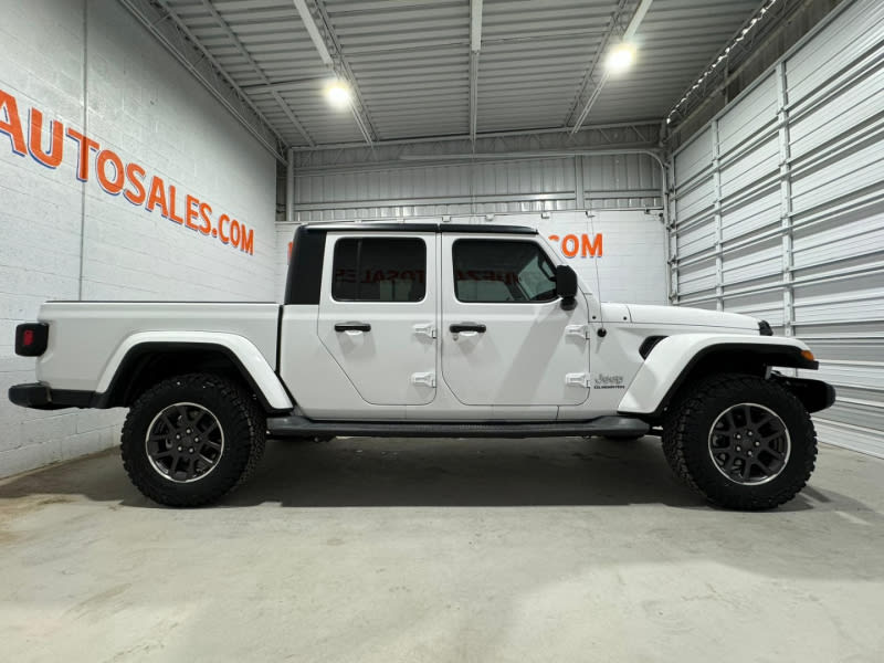 Jeep Gladiator 2021 price $41,995