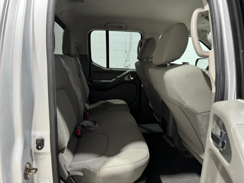 Nissan Frontier 2016 price $19,995