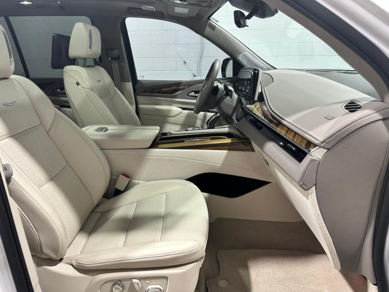 Cadillac Escalade 2022 price $93,995