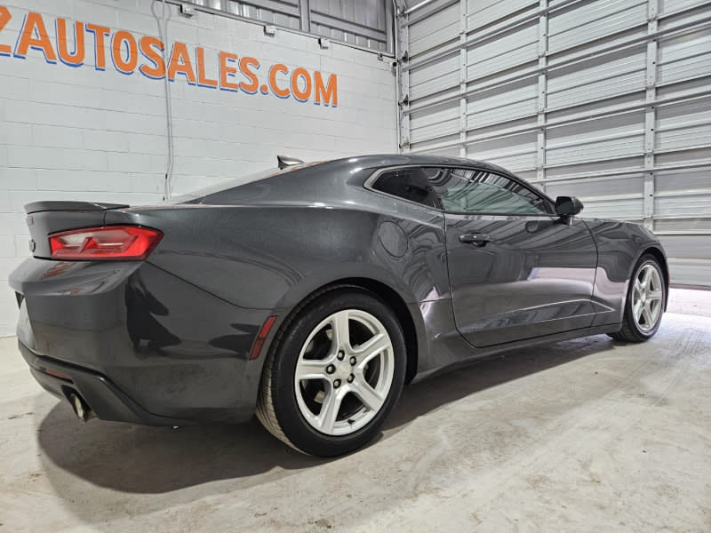 Chevrolet Camaro 2017 price $18,995