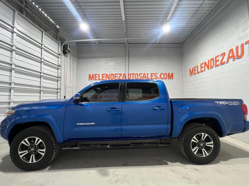 Toyota Tacoma 2016 price $29,995