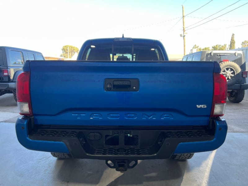 Toyota Tacoma 2016 price $29,995