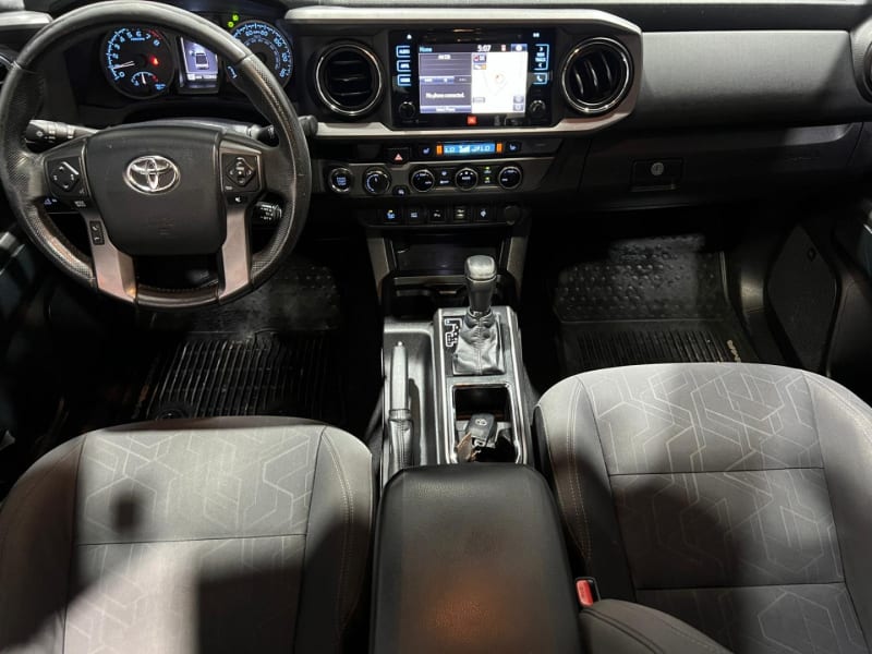 Toyota Tacoma 2016 price $29,995