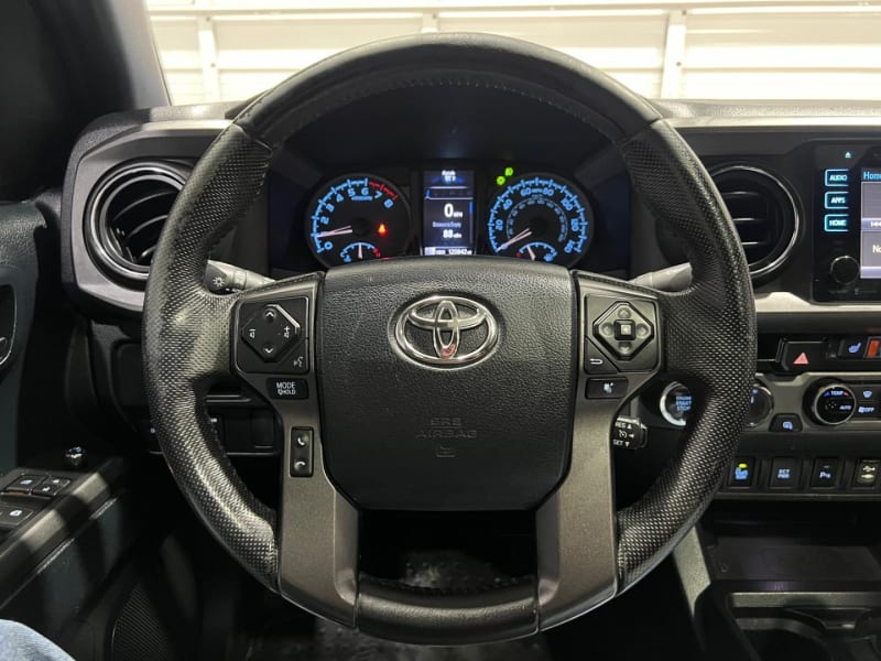 Toyota Tacoma 2016 price $29,995