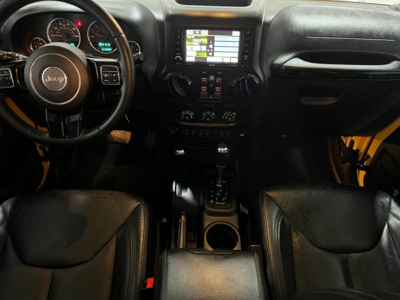 Jeep Wrangler Unlimited 2015 price $26,995