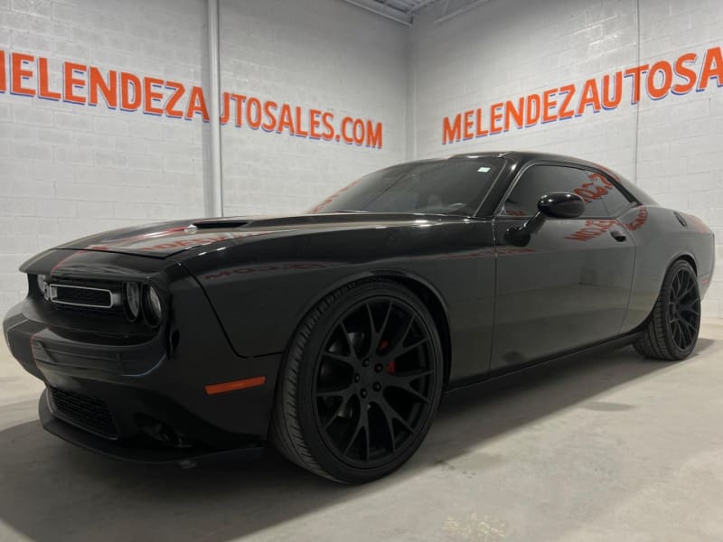 Dodge Challenger 2015 price $17,995