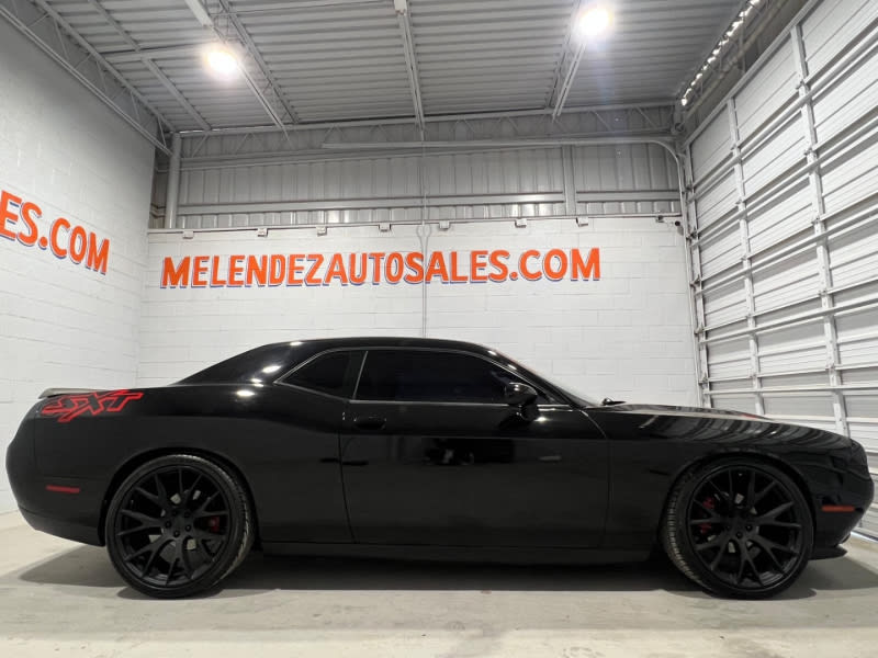 Dodge Challenger 2015 price $17,995