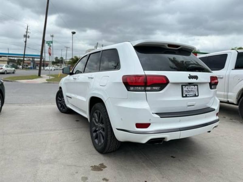 JEEP GRAND CHEROKEE 2018 price Call for Pricing.