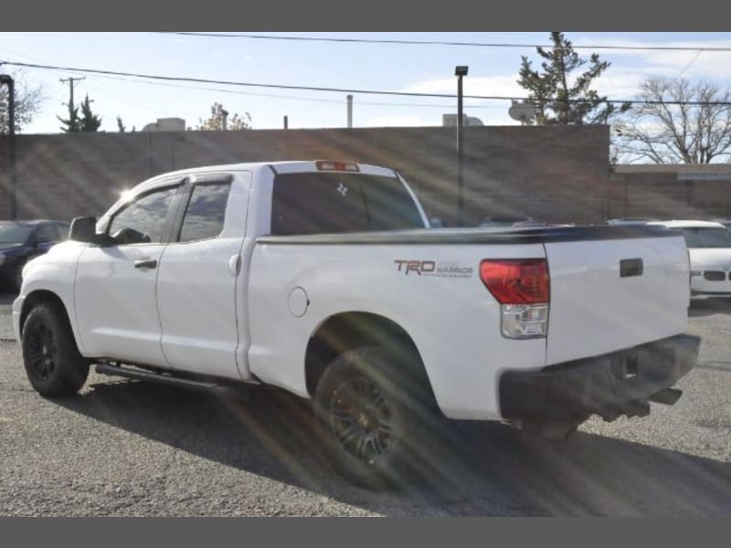 Toyota Tundra 2010 price $14,333