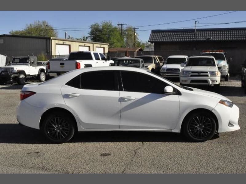 Toyota Corolla 2017 price $11,333