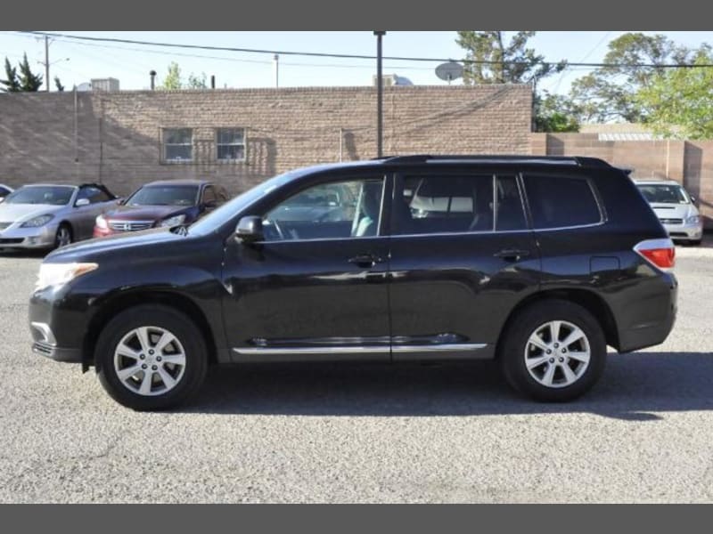 Toyota Highlander 2013 price $18,333