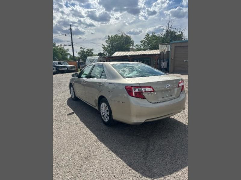 Toyota Camry 2013 price $9,555