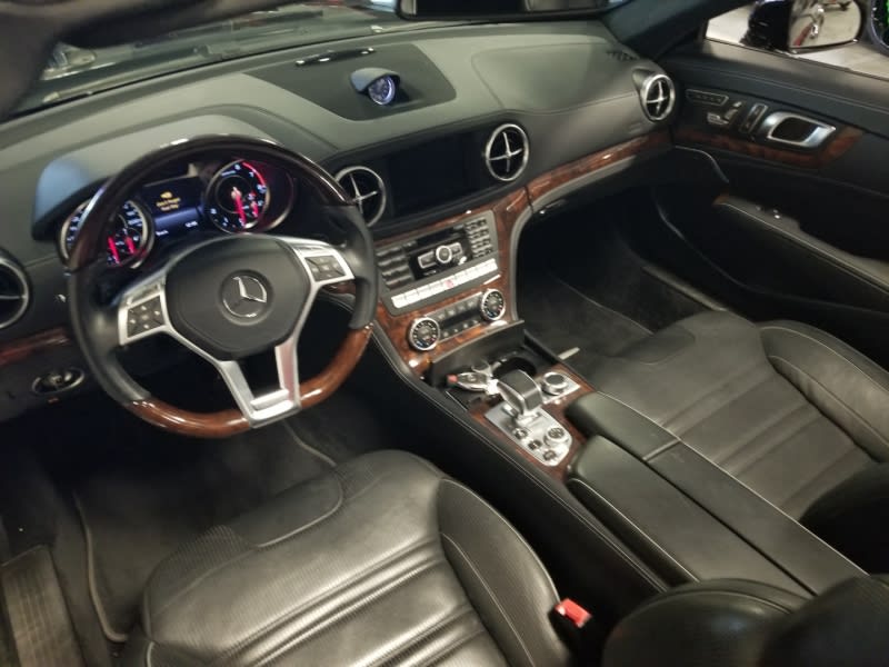 Mercedes-Benz SL-Class 2014 price $54,980