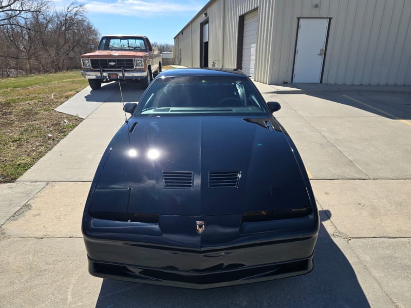 Pontiac Firebird 1987 price $27,980