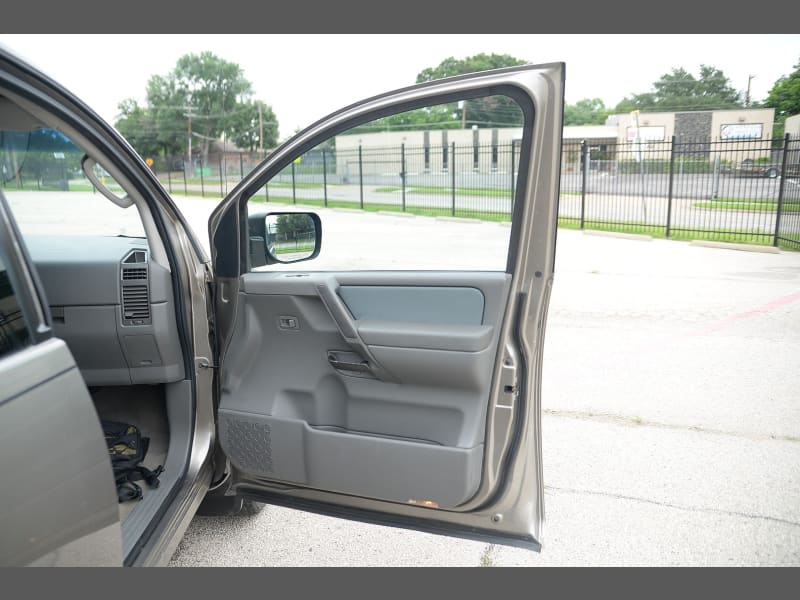 Nissan Titan 2007 price $6,995