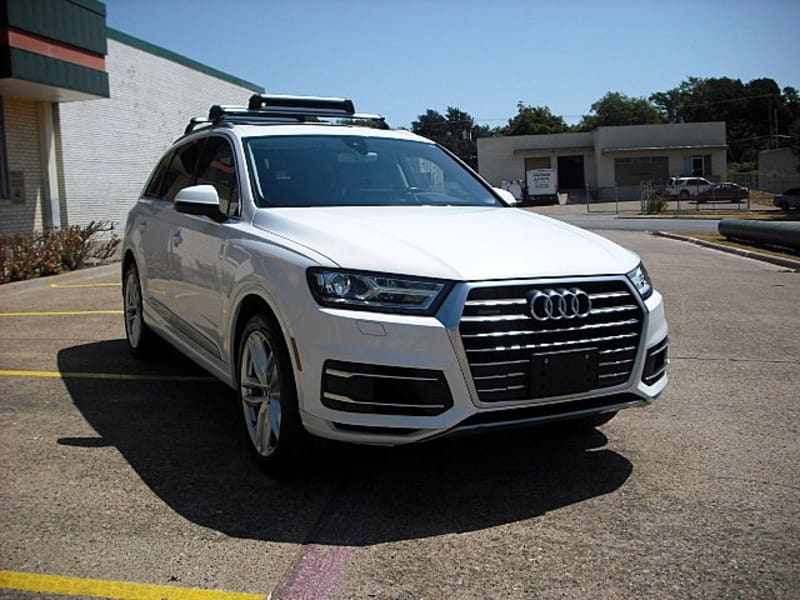 Audi Q7 2017 price $21,396