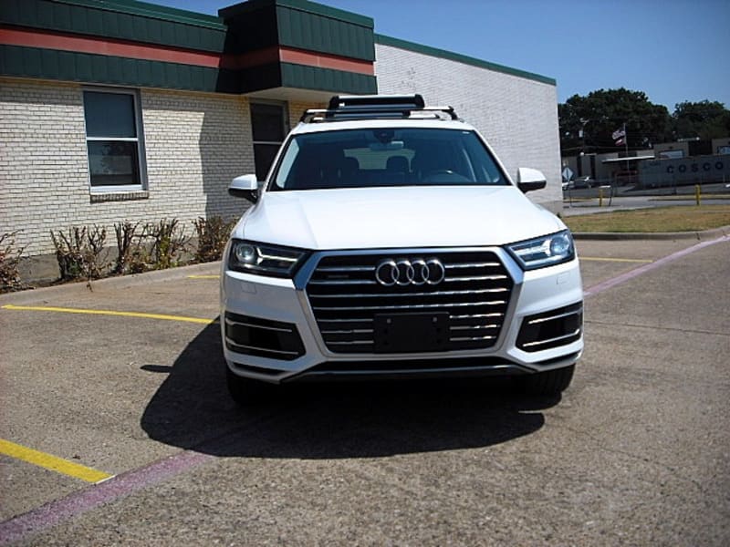 Audi Q7 2017 price $21,396