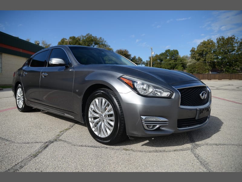 Infiniti Q70L 2015 price $11,788