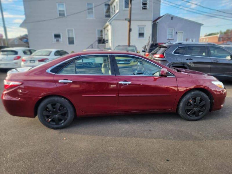 Toyota Camry 2017 price $11,999