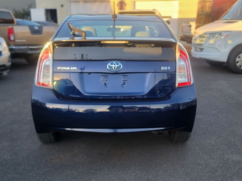 Toyota Prius 2013 price $9,499