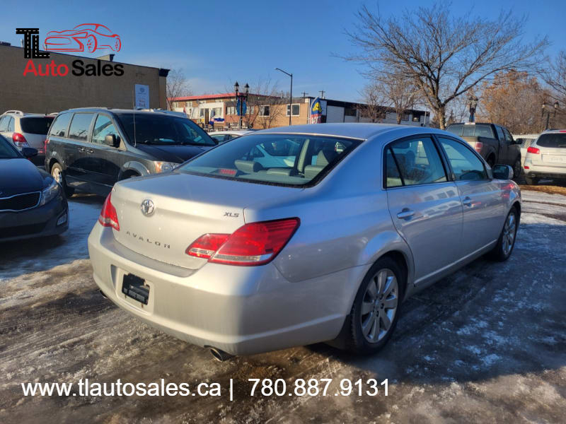 Toyota Avalon 2007 price $12,500