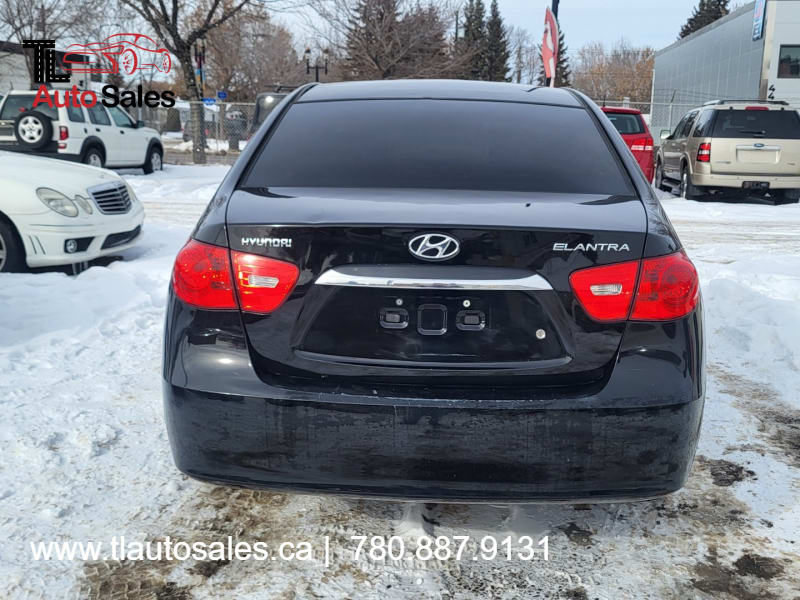 Hyundai Elantra 2010 price $7,500