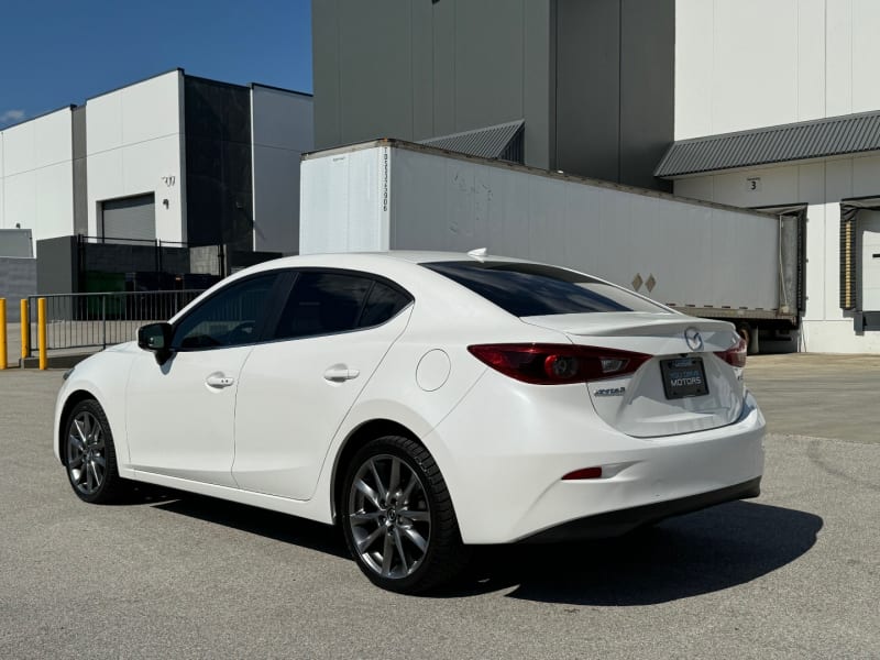 Mazda Mazda3 2018 price $19,900