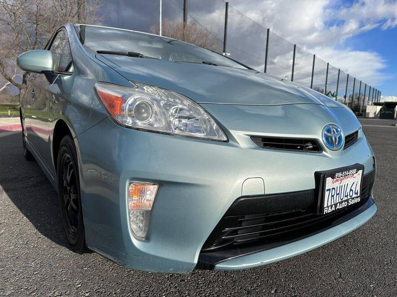 Toyota Prius 2012 price $11,250