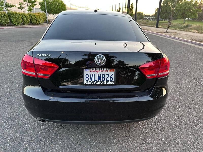 Volkswagen Passat 2013 price $9,250