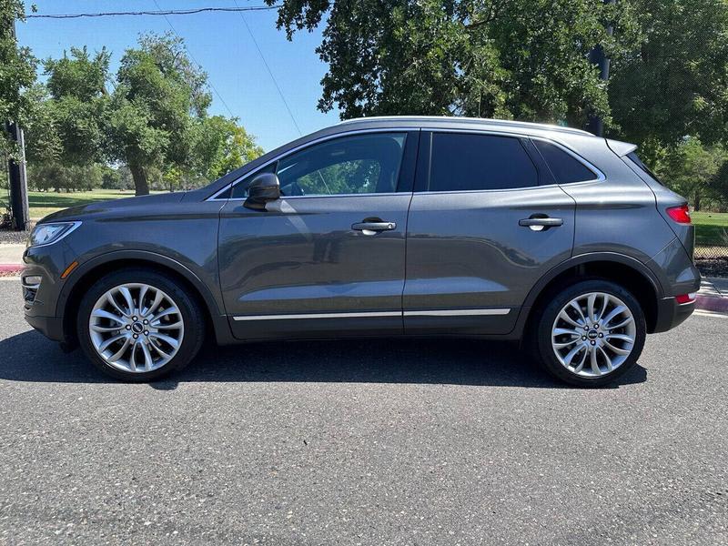 Lincoln MKC 2017 price $19,495